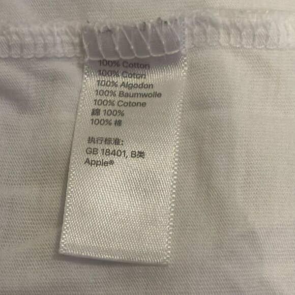 Apple Exclusive Employee Park Cupertino Campus Store Rainbow Prism Tee - Picture 3 of 6